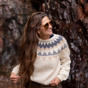 Sweater Bariloche en beige y gris